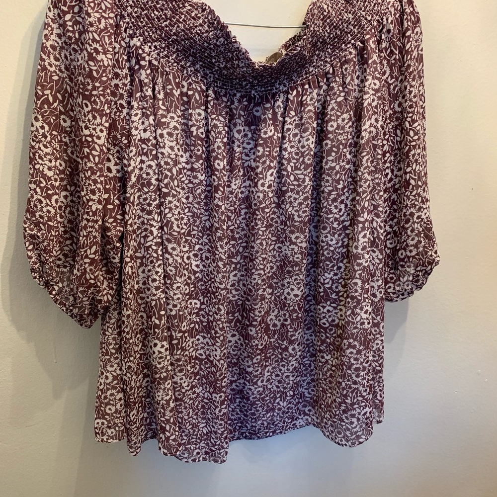 Ladies Brand New loft top - Picture 4 of 5